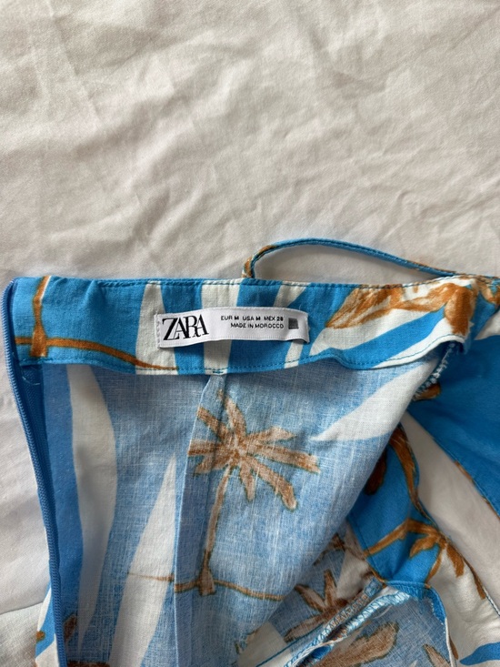 Zara Blue Tropical Palm Print Midi Dress Size M Spaghetti Strap Ruched Bust - Picture 9 of 10